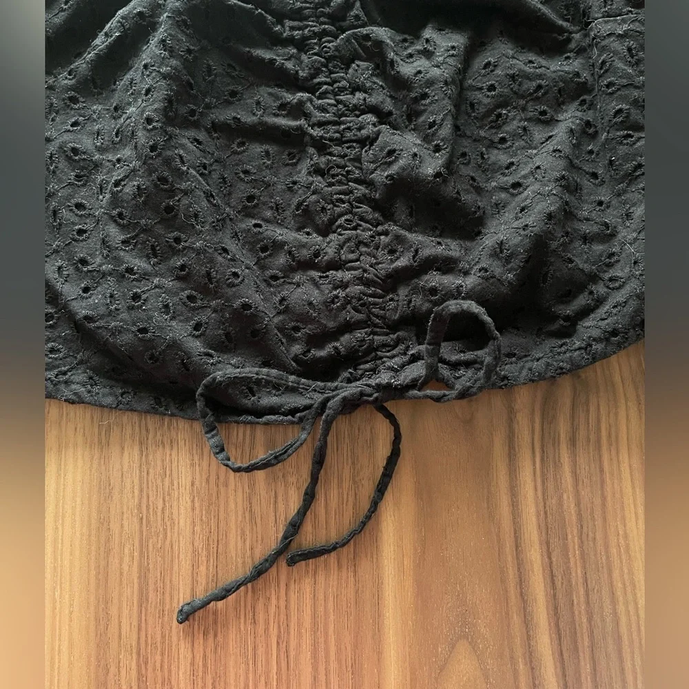 Top - Picture 4 of 6